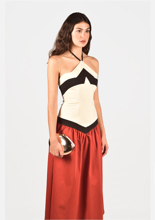 Vestido en alquiler de IQ Collection.