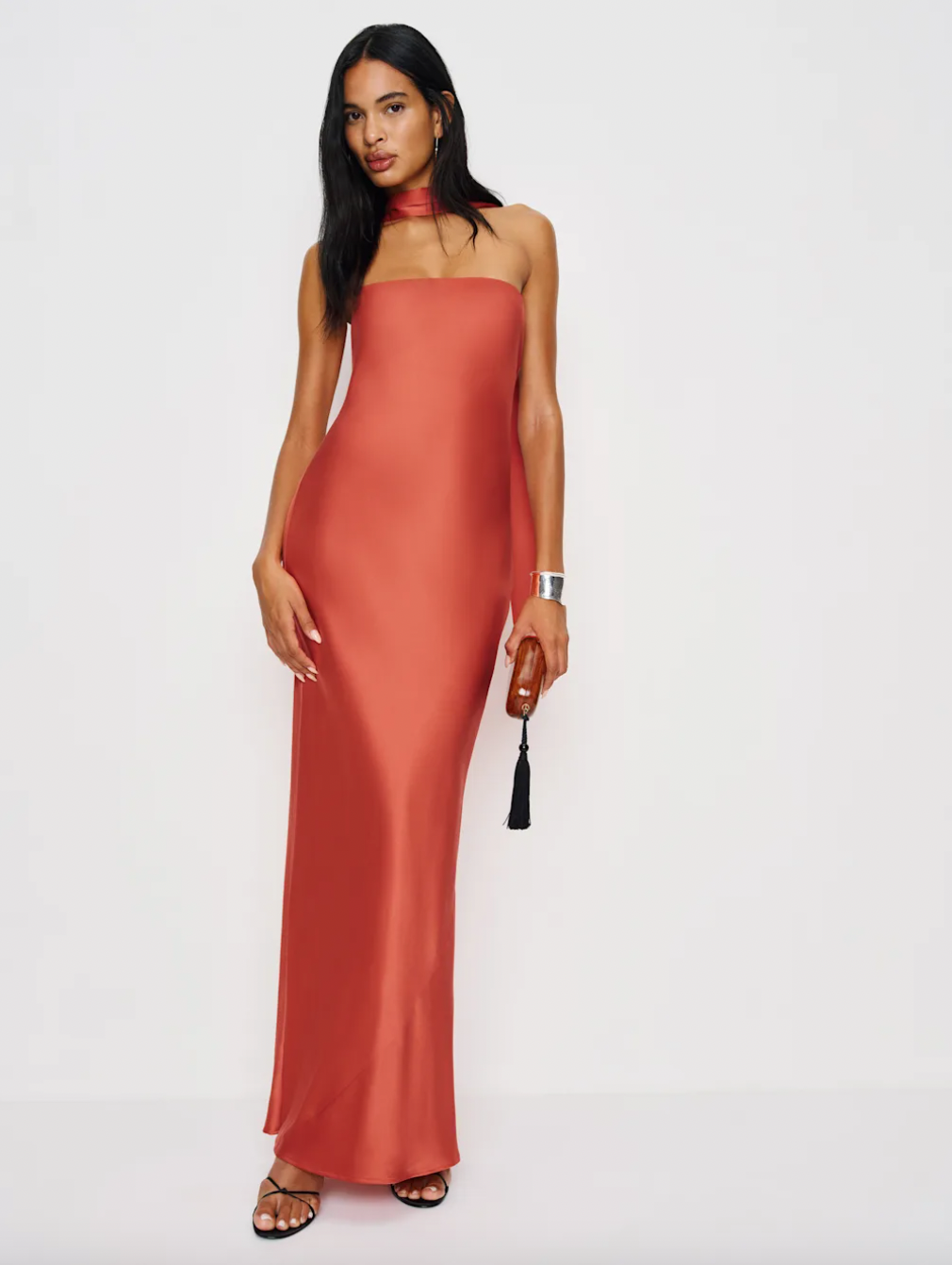 Vestido de invitada o de fiesta seda natural Barcelona marca Reformation