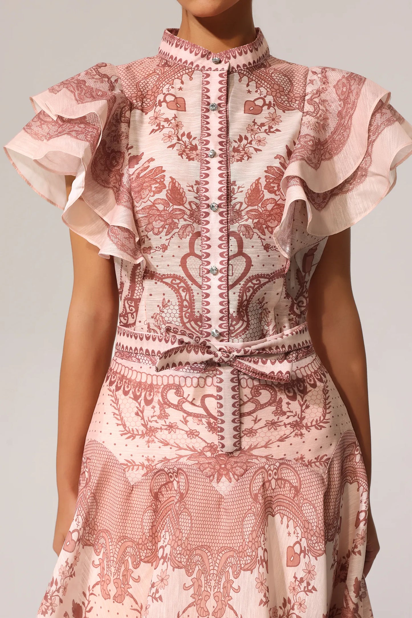 Top elegante para invitada de bodas, ceremonias, bautizos, comuniones y otras ceremonias.