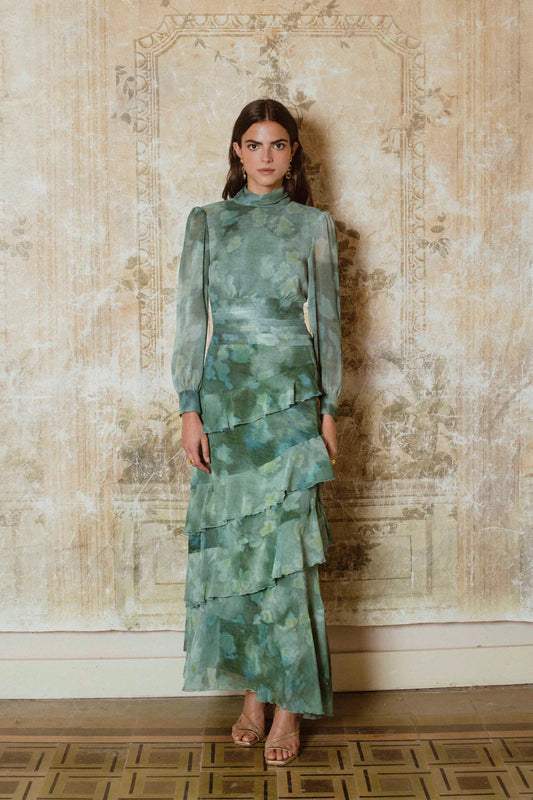 Vestido de manga larga con volantes en la falda ideal para fiestas o bodas de otoño invierno. Color verde y azul turquesa de la marca Baymo.